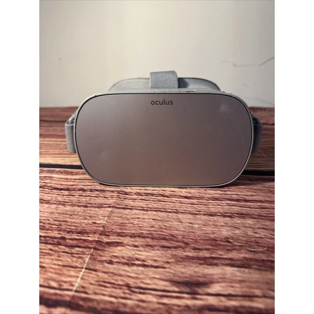 Oculus Go 64GB Standalone Virtual Reality Headset - WORKING - MH-A64